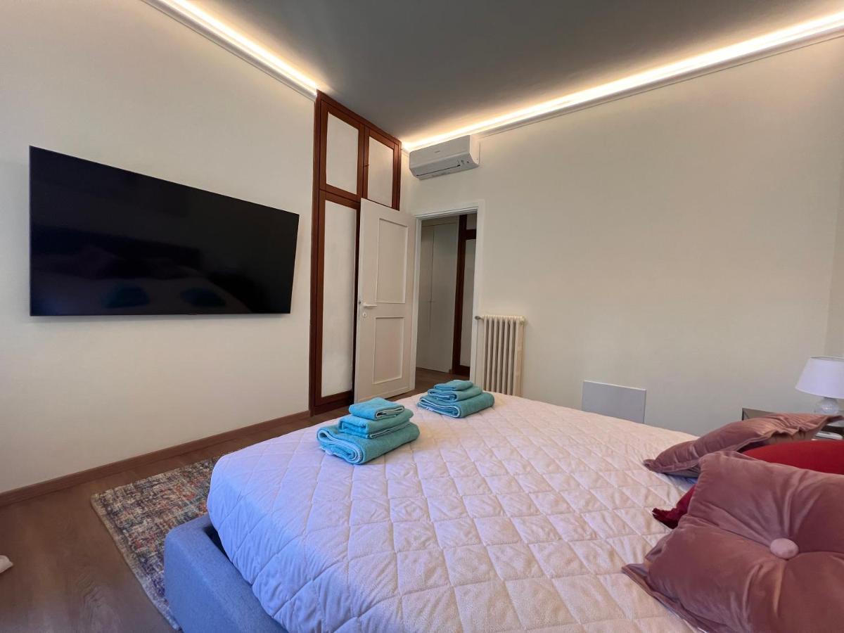 Ferienwohnung VAL DI SOLE- VISTA MARE- VISTA COLLINA-Wifi 100MG - TV 5 POSTI LETTI Rapallo Exterior foto